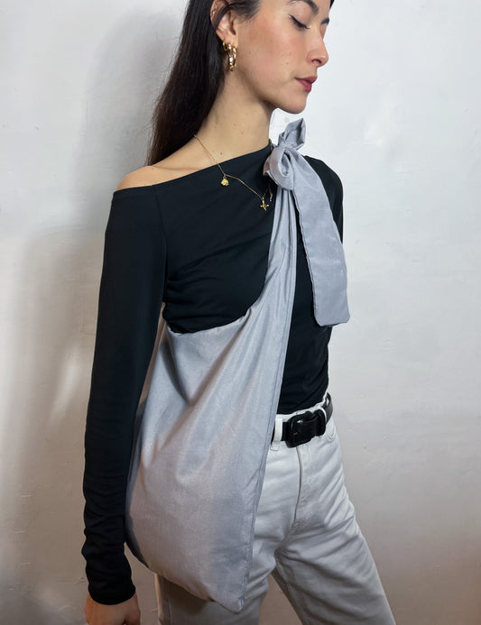 Gurido Crossbody Tote in Grey & White Cotton Poplin