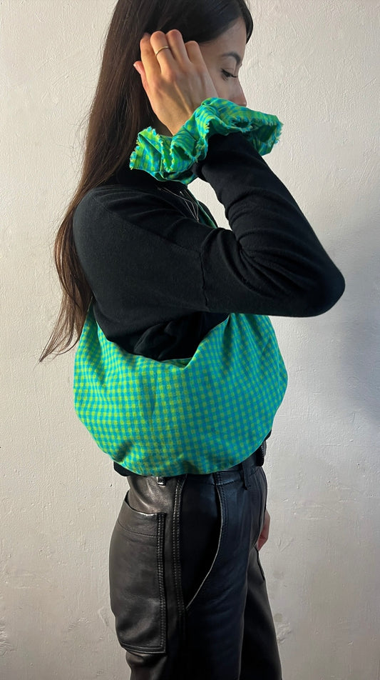 Tākoizu Gingham Sling Cross Bag in Soft Cotton