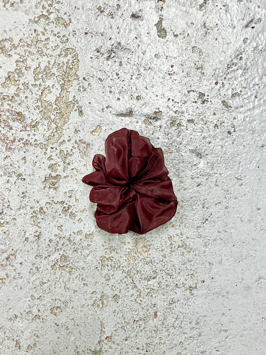 Chianti Scrunchie in Mesh